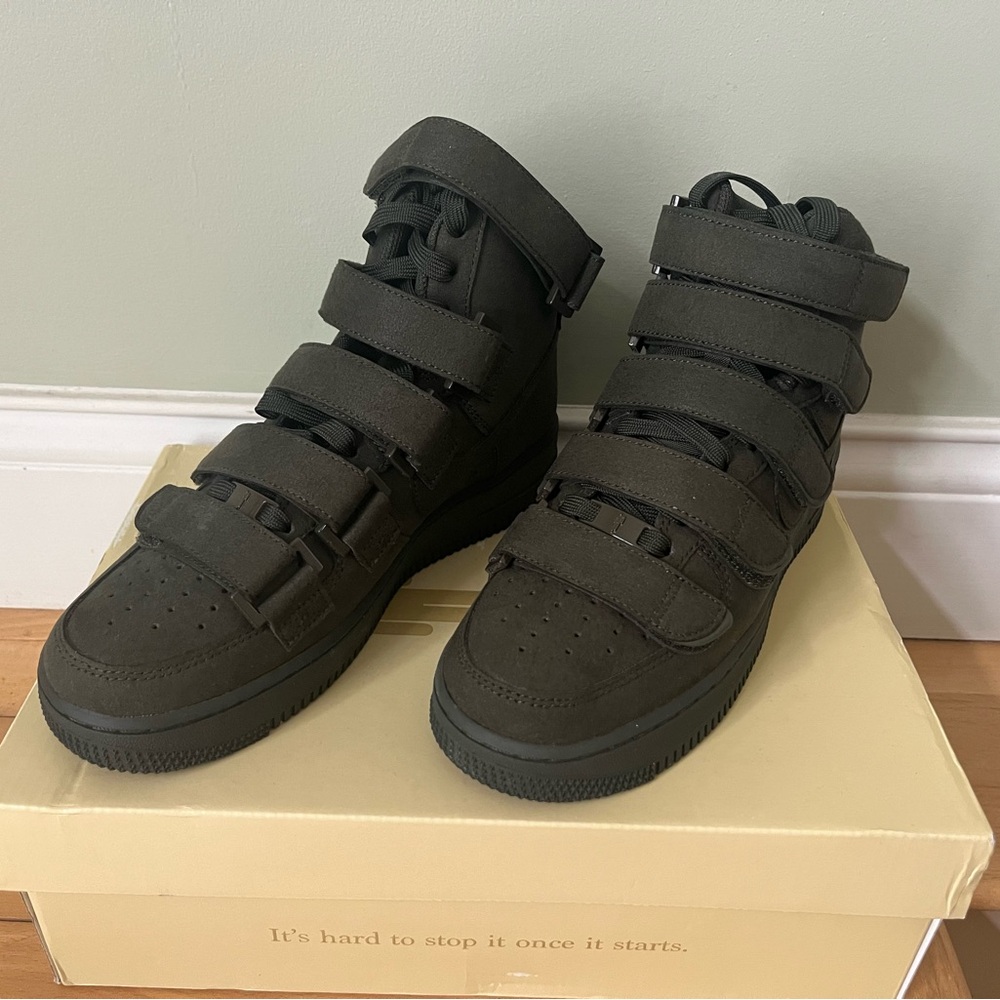 Billie Eilish Nike Air Force Collab
